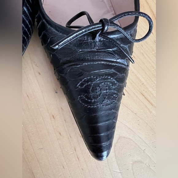 Authentic vintage Chanel pointy toe pumps 37 - Picture 5 of 6